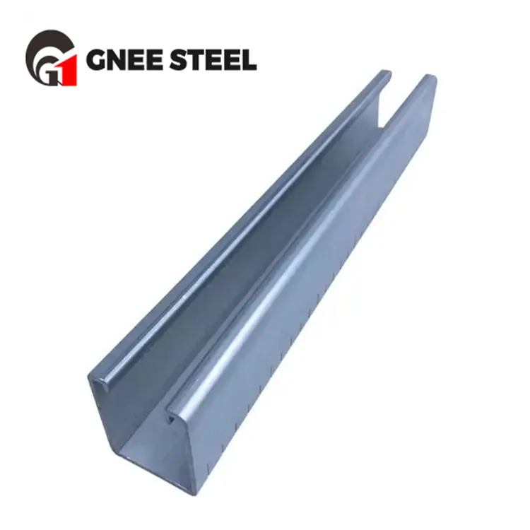 C biga d'acer en forma de C